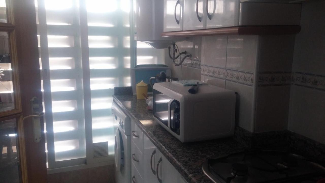 Apartamento Playa De Levante,Parking, Aire Dos Habitaciones Y Dos Banos Vistas Playa Y Jardin Бенидорм Экстерьер фото
